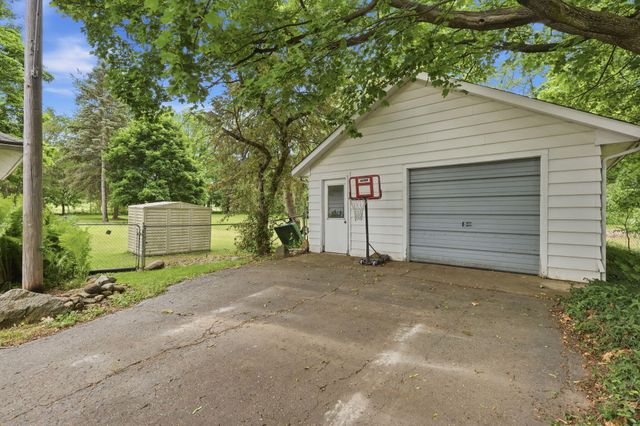 1020 S Marshall Avenue, Marshall, MI 49068