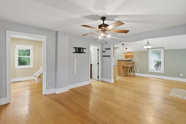 1020 S Marshall Avenue, Marshall, MI 49068