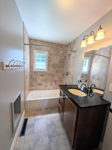 1020 S Marshall Avenue, Marshall, MI 49068