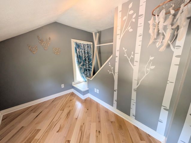 1020 S Marshall Avenue, Marshall, MI 49068