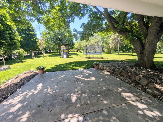 1020 S Marshall Avenue, Marshall, MI 49068
