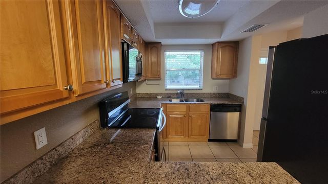 960 LACOSTA CIRCLE 2, Sarasota, FL 34237