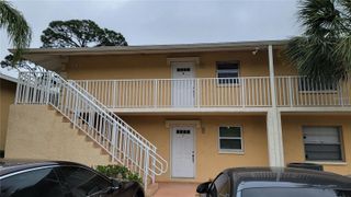 960 LACOSTA CIRCLE 2, Sarasota, FL 34237