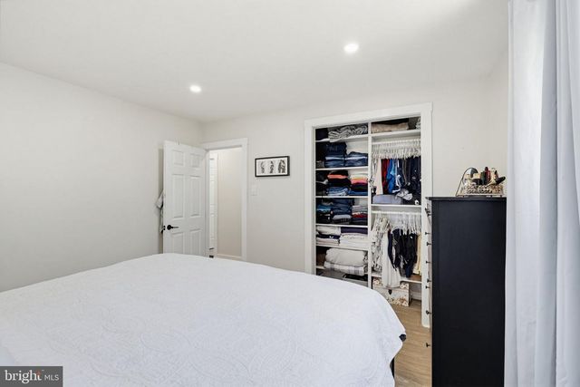 302 W HENRY ST, Palmyra, NJ 08065