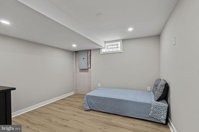 302 W HENRY ST, Palmyra, NJ 08065
