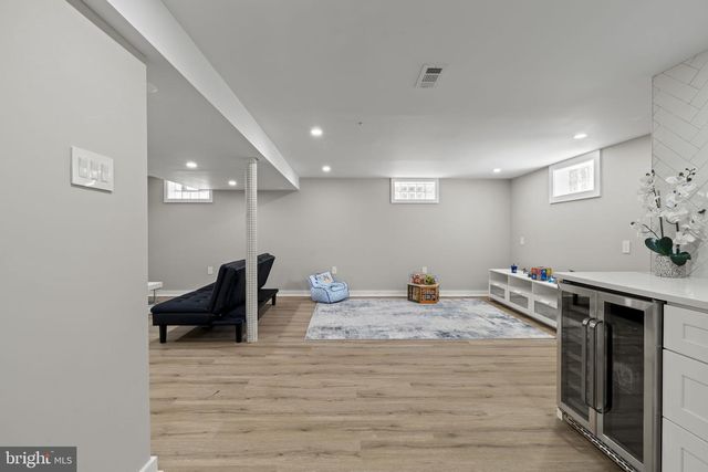 302 W HENRY ST, Palmyra, NJ 08065