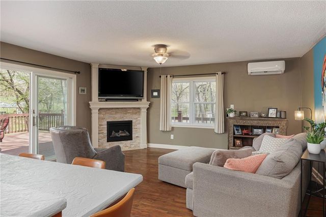 206 Lake Viking Terrace, Gallatin, MO 64640