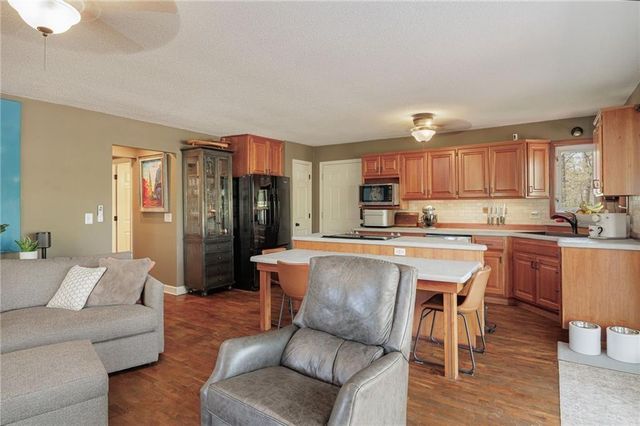 206 Lake Viking Terrace, Gallatin, MO 64640