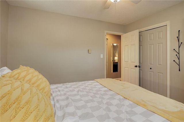 206 Lake Viking Terrace, Gallatin, MO 64640