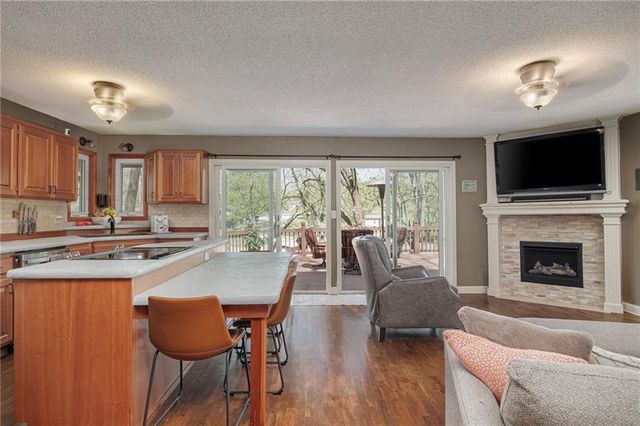 206 Lake Viking Terrace, Gallatin, MO 64640