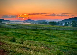1065 MIDDLEBROOK RD, Staunton, VA 24401