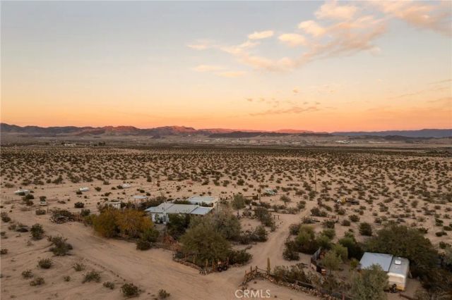 2653 Meldora, 29 Palms, CA 92277