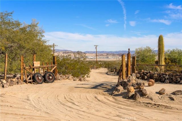 2653 Meldora, 29 Palms, CA 92277