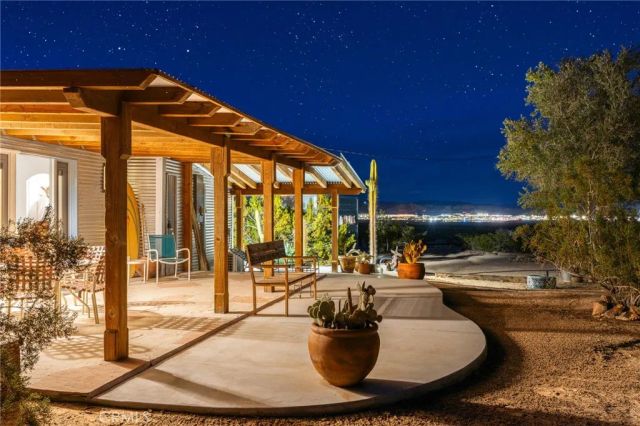 2653 Meldora, 29 Palms, CA 92277