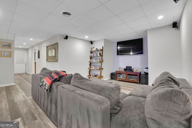 7480 Shadburn Ferry Road, Cumming, GA 30041