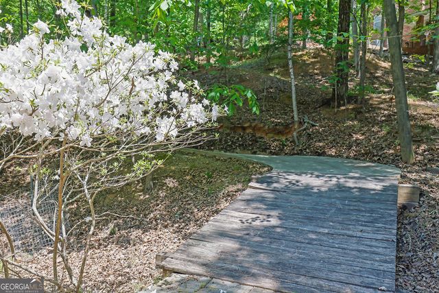 7480 Shadburn Ferry Road, Cumming, GA 30041