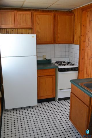 710 S 4th Ave Avenue, Sioux Falls, SD 57104