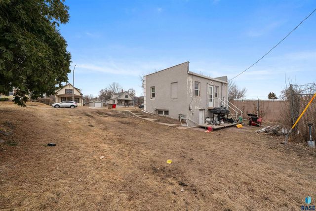 710 S 4th Ave Avenue, Sioux Falls, SD 57104
