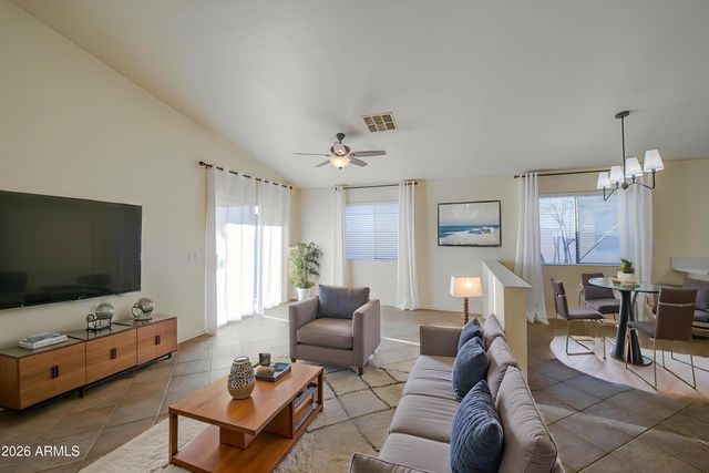 2039 N ST FRANCIS Place, Casa Grande, AZ 85122