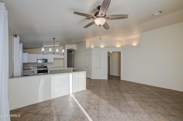 2039 N ST FRANCIS Place, Casa Grande, AZ 85122