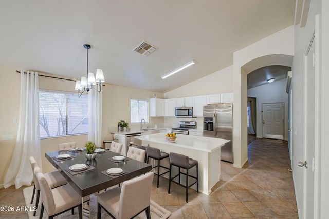 2039 N ST FRANCIS Place, Casa Grande, AZ 85122
