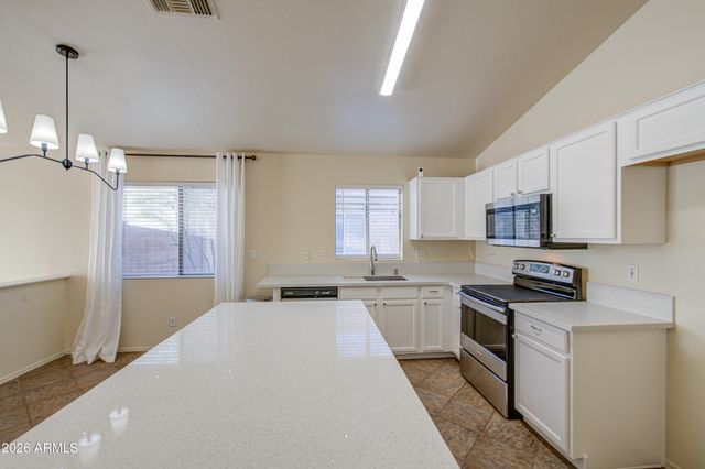 2039 N ST FRANCIS Place, Casa Grande, AZ 85122