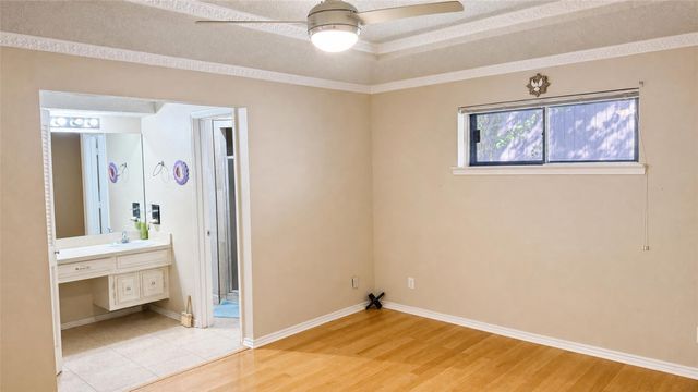 1917 Shady Glen Lane, Dallas, TX 75232