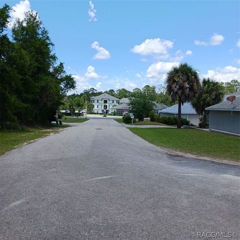 215 & 217 Country Walk, Inverness, FL 34453