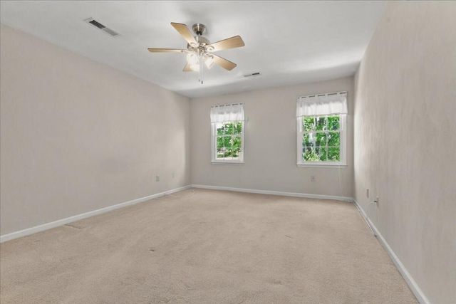 716 Debra LN, Salem, VA 24153
