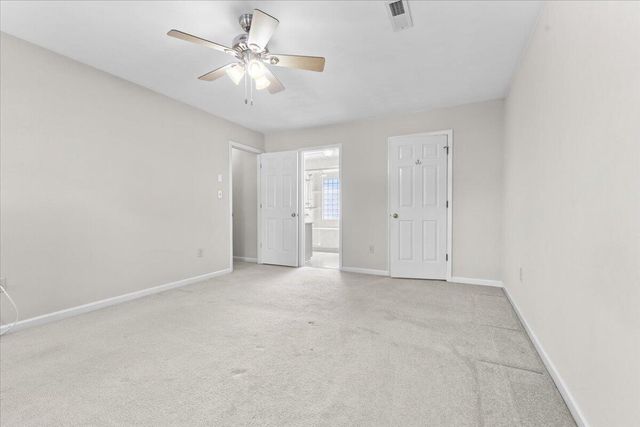 716 Debra LN, Salem, VA 24153