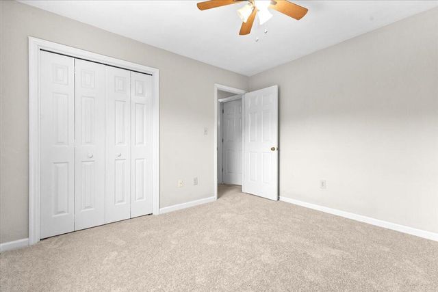 716 Debra LN, Salem, VA 24153