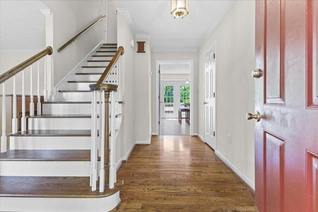 716 Debra LN, Salem, VA 24153