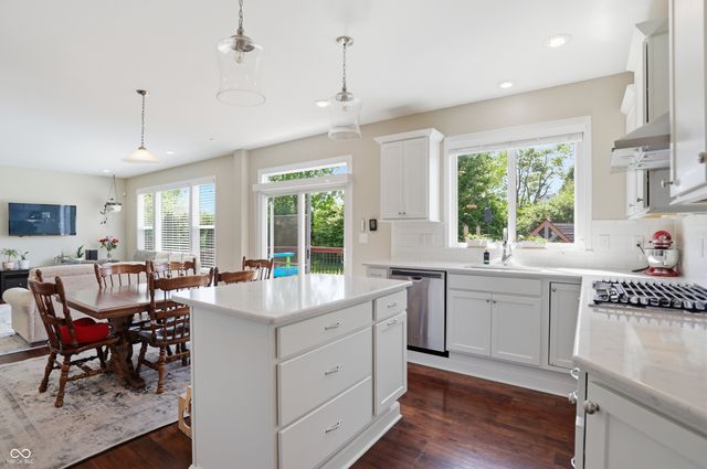 3334 Glenwillow Court, Bargersville, IN 46106