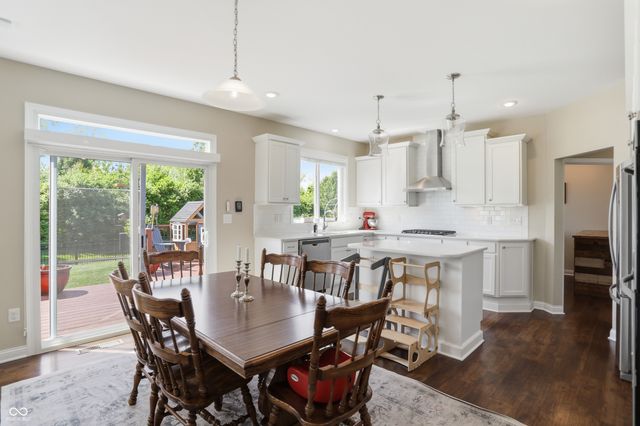 3334 Glenwillow Court, Bargersville, IN 46106