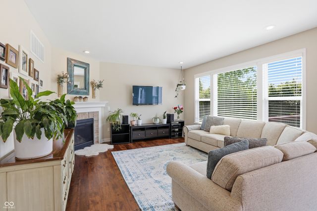 3334 Glenwillow Court, Bargersville, IN 46106