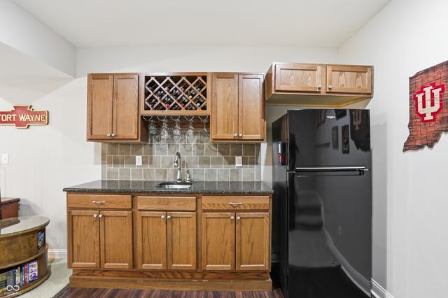 3334 Glenwillow Court, Bargersville, IN 46106