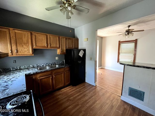 1489 Berdan Avenue, Toledo, OH 43612