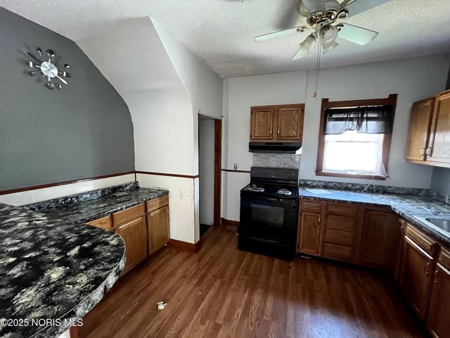 1489 Berdan Avenue, Toledo, OH 43612