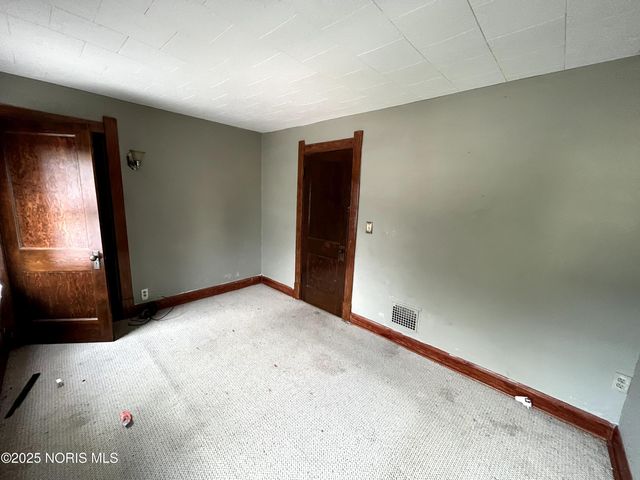 1489 Berdan Avenue, Toledo, OH 43612