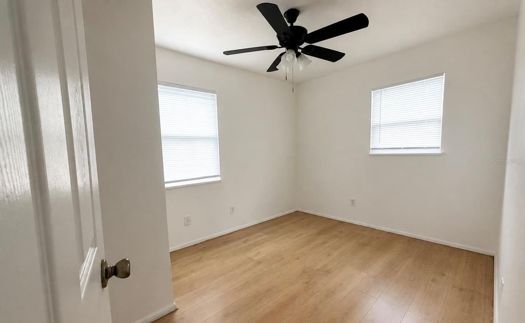 Image 5 of property listing at 2331 NANSEN AVENUE, Orlando, FL 32817