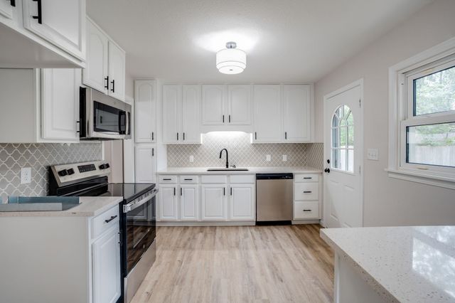 805 N Colorado St, Wichita, KS 67212