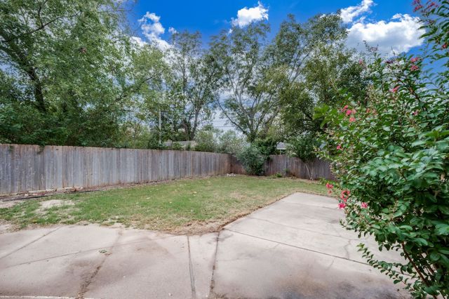 805 N Colorado St, Wichita, KS 67212