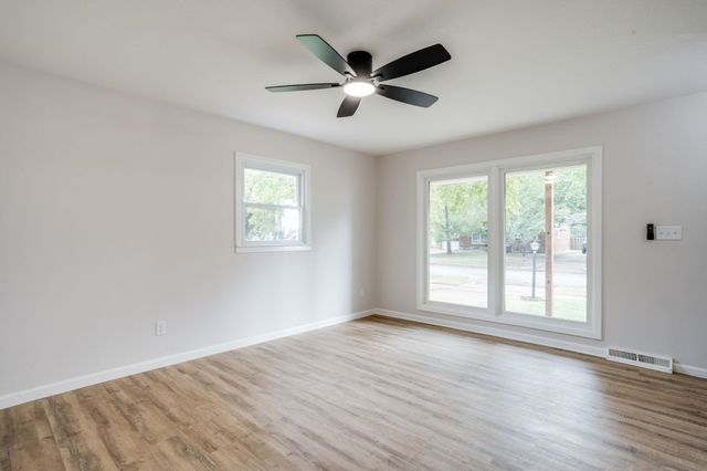 805 N Colorado St, Wichita, KS 67212