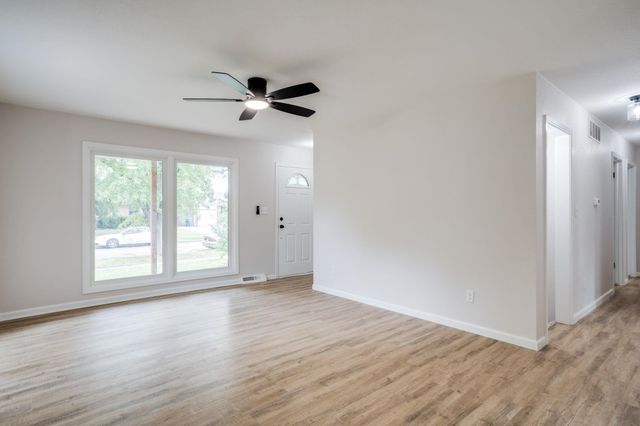 805 N Colorado St, Wichita, KS 67212