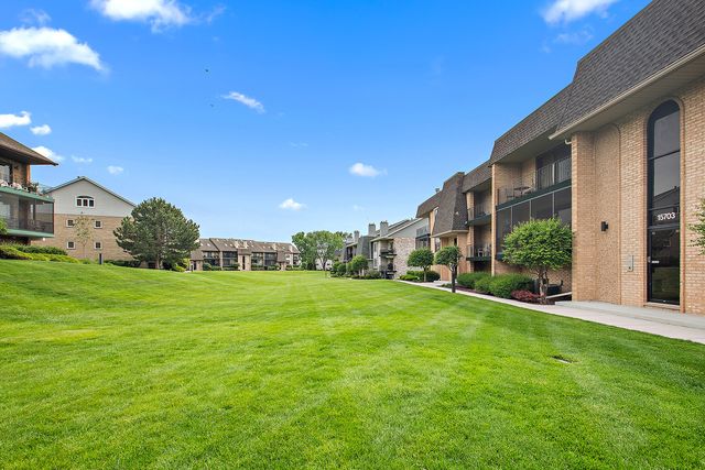 15703 Old Orchard Court 1S, Orland Park, IL 60462