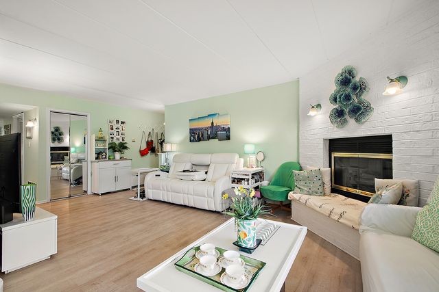 15703 Old Orchard Court 1S, Orland Park, IL 60462