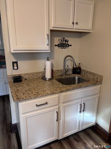 26 Newton Street, Hamden, CT 06514