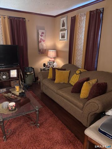 26 Newton Street, Hamden, CT 06514