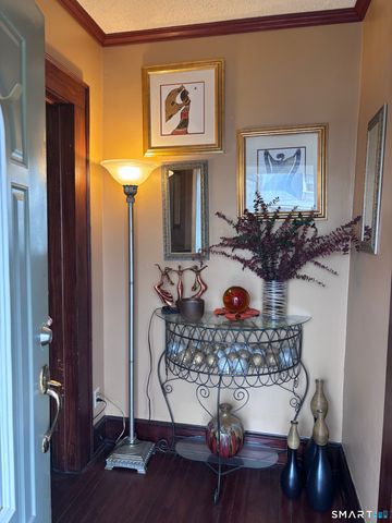 26 Newton Street, Hamden, CT 06514