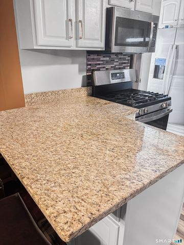 26 Newton Street, Hamden, CT 06514